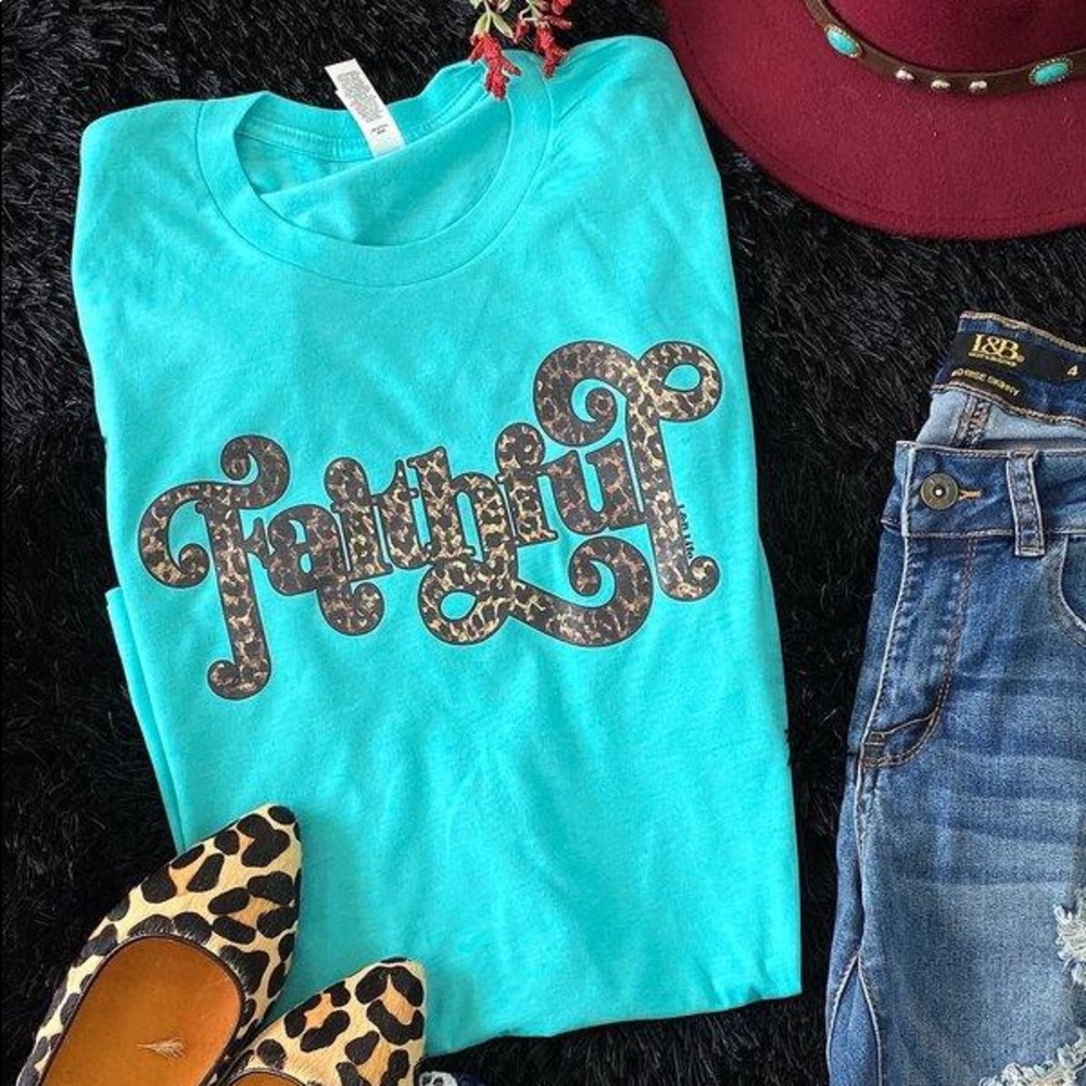 Faithful tee